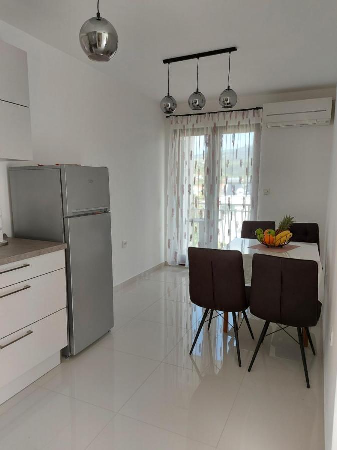 Apartmani I & J Seric Seget Vranjica Εξωτερικό φωτογραφία