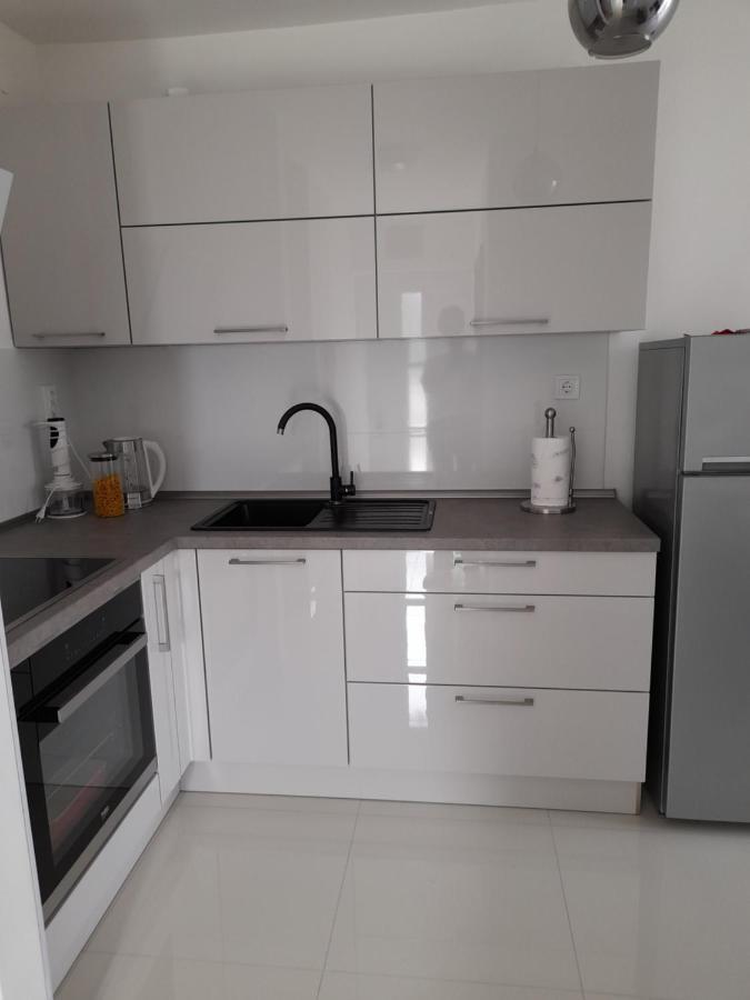 Apartmani I & J Seric Seget Vranjica Εξωτερικό φωτογραφία