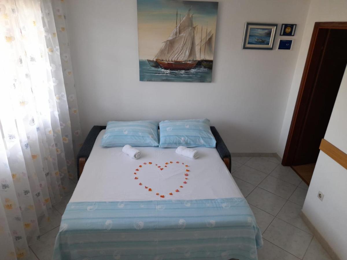 Apartmani I & J Seric Seget Vranjica Εξωτερικό φωτογραφία