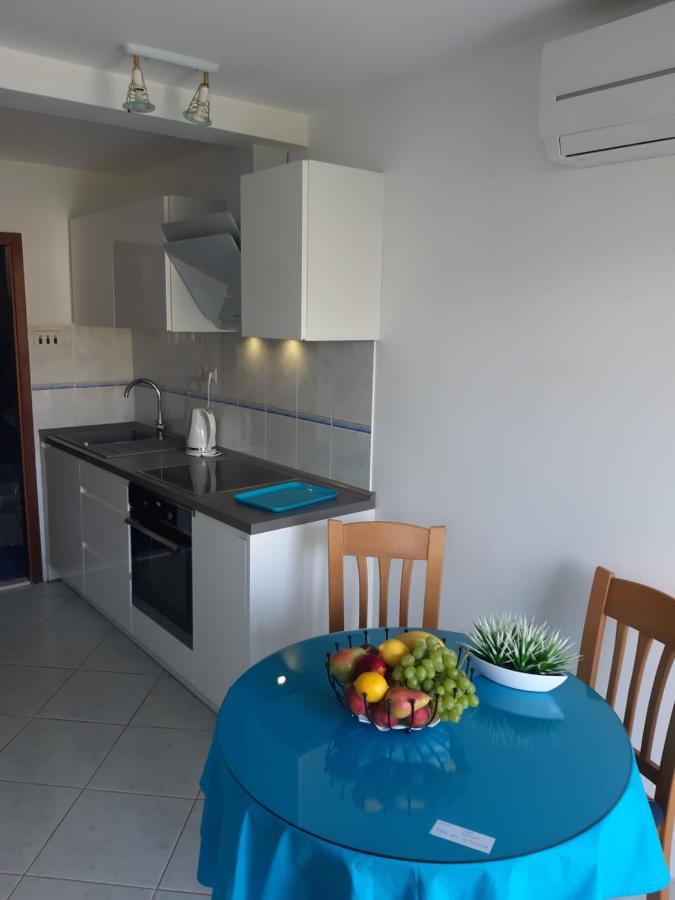 Apartmani I & J Seric Seget Vranjica Εξωτερικό φωτογραφία