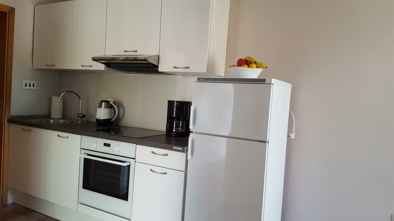 Apartmani I & J Seric Seget Vranjica Εξωτερικό φωτογραφία
