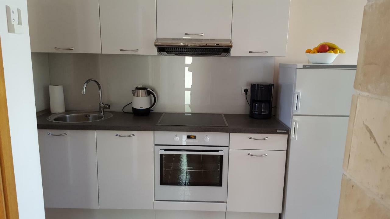 Apartmani I & J Seric Seget Vranjica Εξωτερικό φωτογραφία